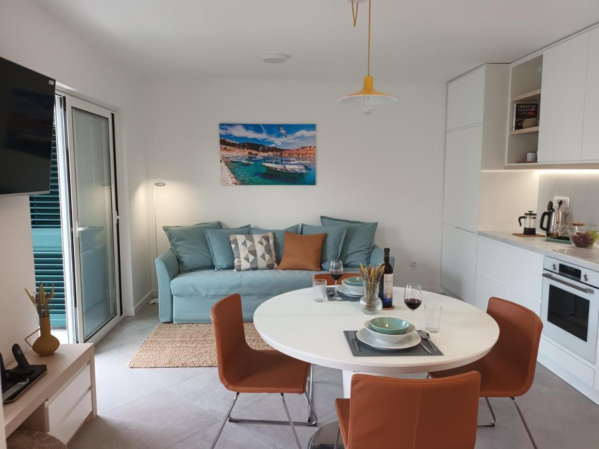 Jesliving Hvar - 2 Bedroom Elegant With Sea View In Historic Center Of Hvar Town
