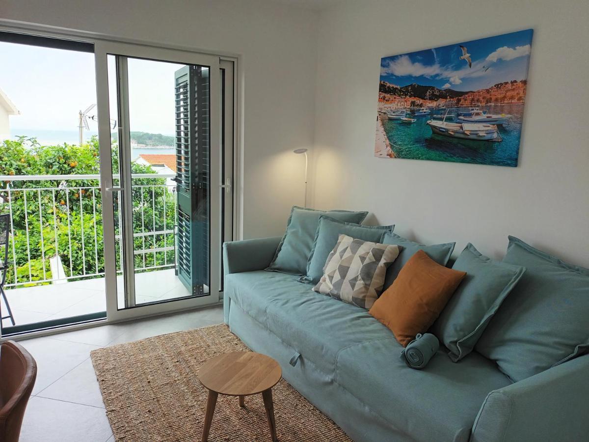 Jesliving Hvar - 2 Bedroom Elegant With Sea View In Historic Center Of