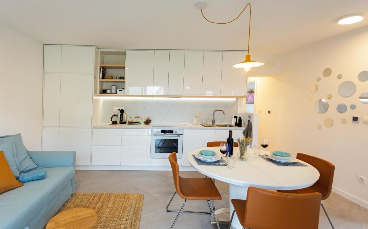 Jesliving Hvar - 2 Bedroom Elegant With Sea View In Historic Center Of