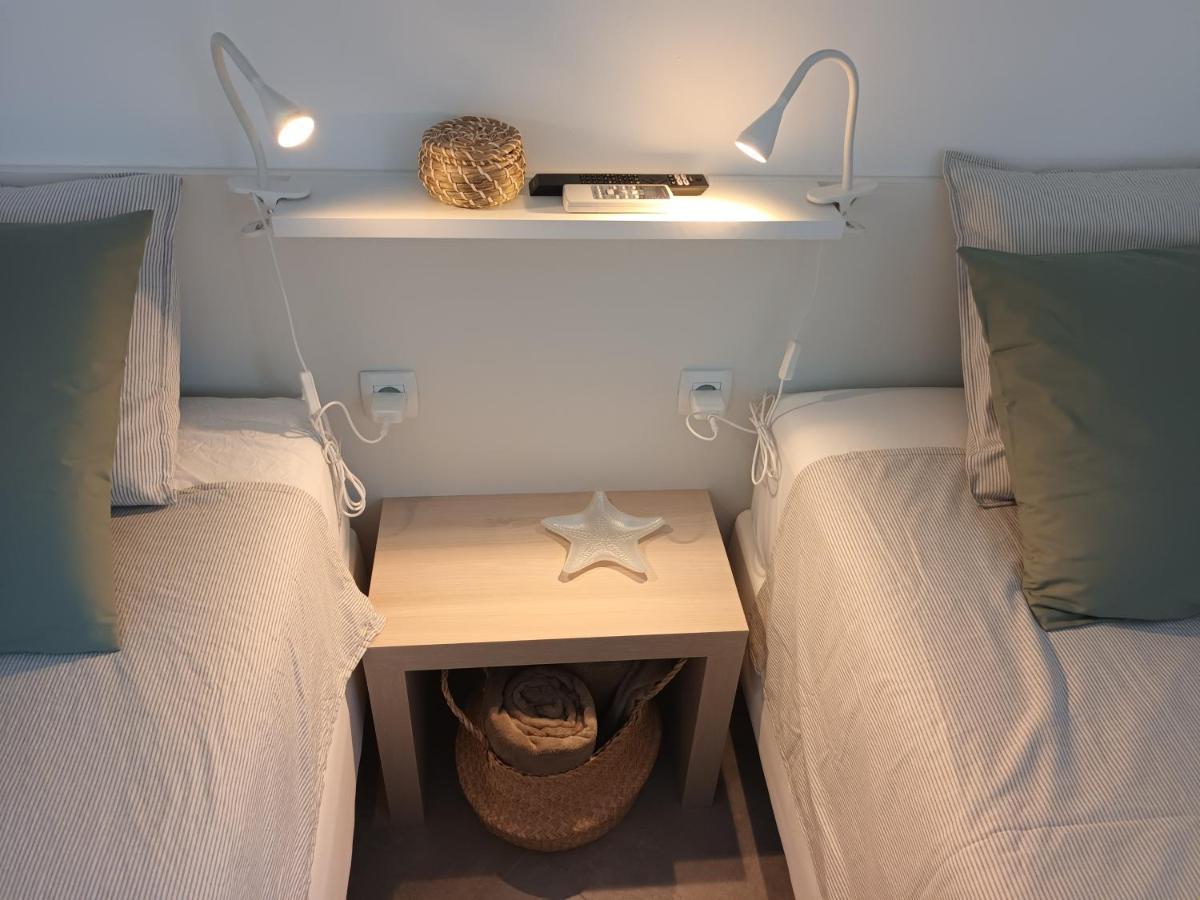 Apartment Jesliving Hvar - 2 Bedroom Elegant With Sea View In Historic Center Of