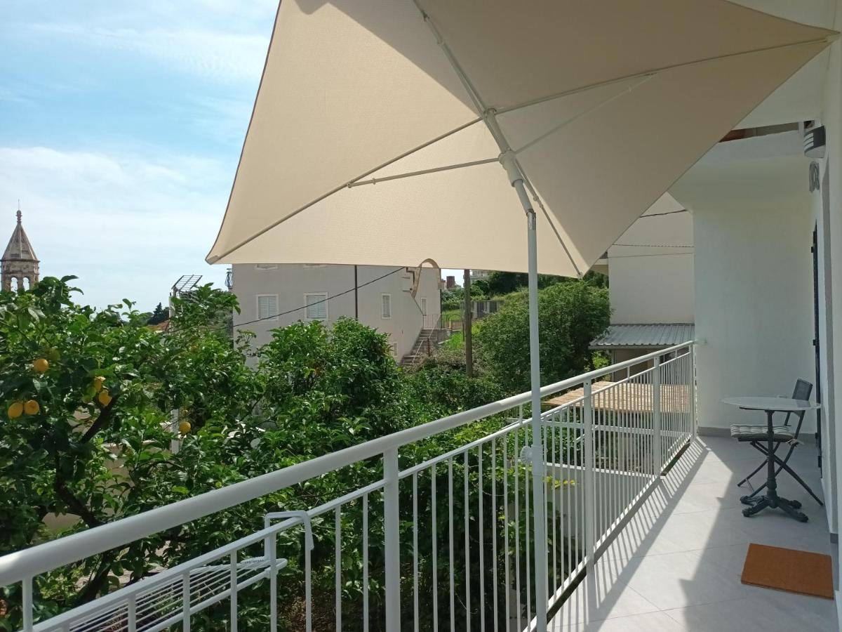Apartment Jesliving Hvar - 2 Bedroom Elegant With Sea View In Historic Center Of *