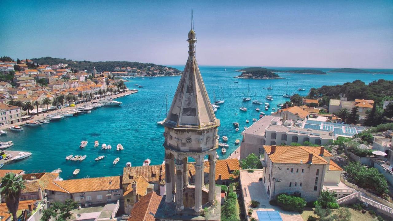 Jesliving Hvar - 2 Bedroom Elegant With Sea View In Historic Center Of * Hvar Town